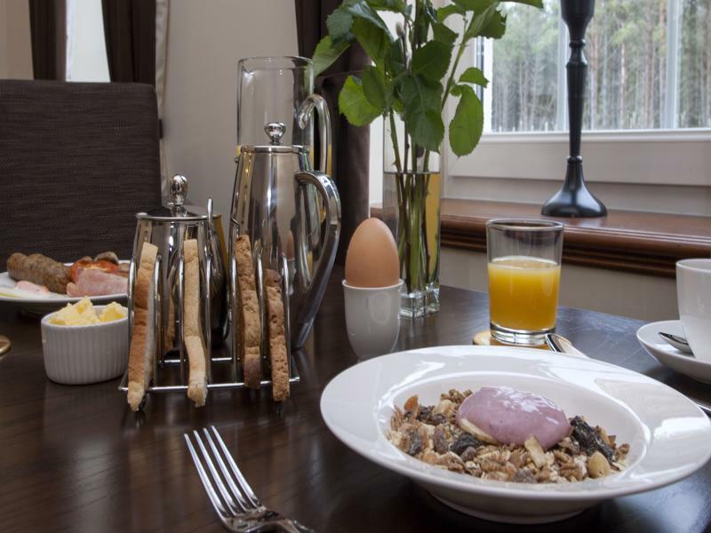 Dinichean House Bed & Breakfast Daviot  ภายนอก รูปภาพ